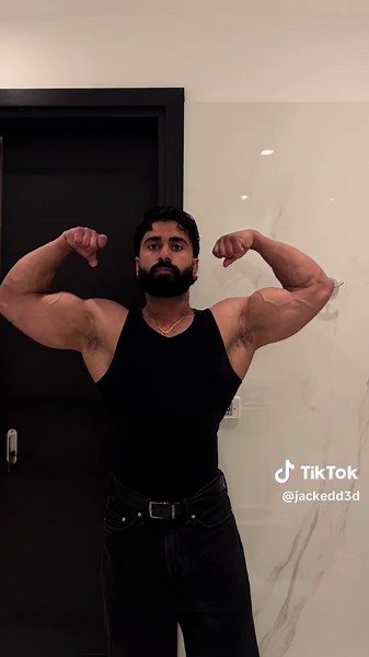 Get Jacked with Expert Personal Trainer Coaching