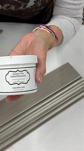 4.5K views · 41 reactions | Crystal Clear Crackle tutorial with Jenn 珞 This is a two part system to create the most beautiful cracking! #diycrafts #upcyclingfurniture #crackle #crackleeffect #cracking #upcycledfurniture #cabinetrydesign #decorativepainting #decorativefinishes | Artistic Painting Studio | Facebook