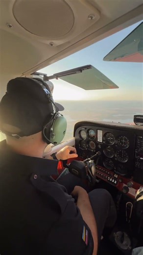 😍PERFECT FLIGHT CESSNA 172M #aviation #airplane #pilotlife #landing #airport #shortsvideo #shorts