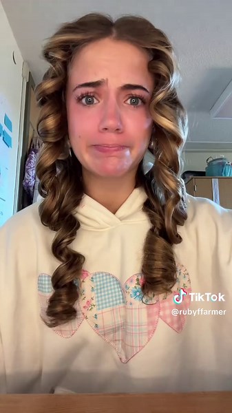 Give it some time to fall, they’ll be perfect #curls #hair #fyp