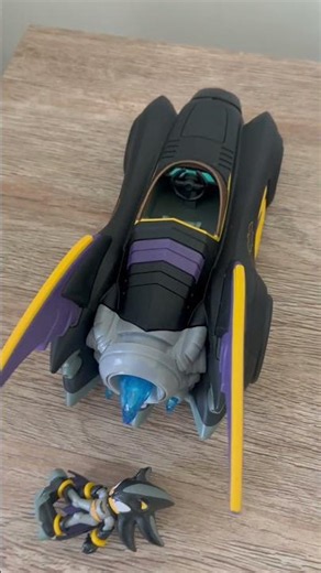 DC x Sonic Batmobile: Unboxing and First Look