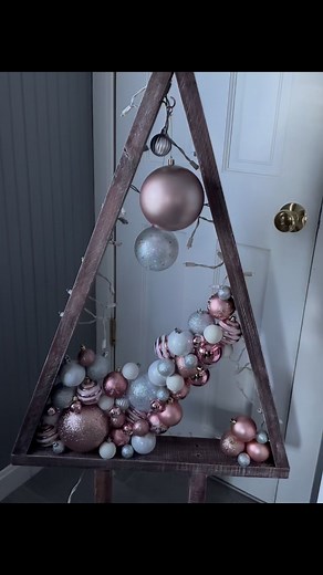 # Christmas is my favorite time of year. I just love the way this came out. I decided to do Rose Gold, white and silver and all I can say is WOW! | RL Designs