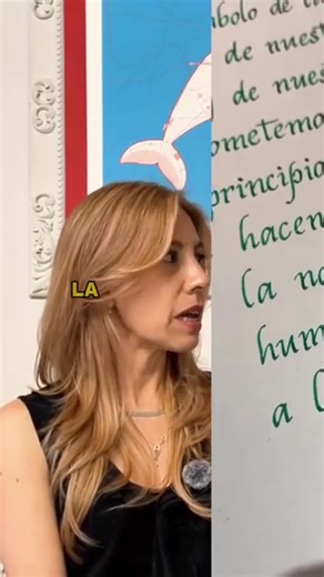 Una pluma para cada estilo de caligrafía. ✍️🖋️🖌️🖊️🖍️ Te contamos qué estilo de caligrafía puedes hacer con las diferentes herramientas de escritura. Descubre los - Secretos Entre Letras - El episodio completo lo encuentras en nuestro canal de YouTube, enlace en el perfil. #caligrafia #lettering #calligraphytools #materialdearte #letrasbonitas