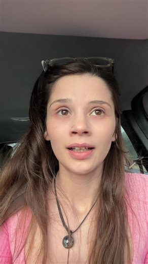 This sweating seems to be a new anxiety symptom I’ve developed this year..It’s not cute or subtle and is very noticeable. I’m posting anyway because hiding it only makes it worse. 😅 #sweating #heds #anxiety #mentalhealth #hypermobileehlersdanlossyndrome