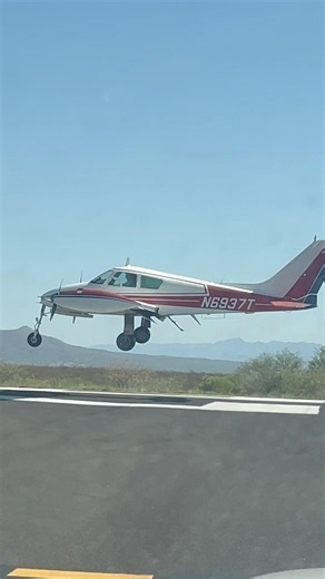 Cessna 310D low approach/ landing at E95#generalaviation #pilot #cessna #arizona