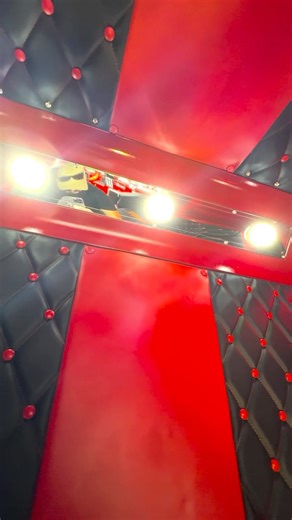 Freightliner Classic Light Installation💡 #freightliner #freightlinertrucks #trucks #semis #semitrucks | Florida Finest Customs