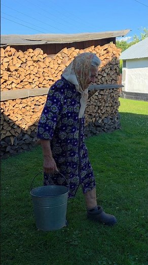 The life of an old grandmother in the village #village #cooking #food