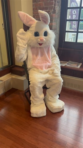 Rain or shine, the Easter Bunny is still in town! Hop on down to City Hall in downtown OCNJ today from 9 AM to 12 PM to meet the Easter Bunny indoors! Perfect photo op and fun for the whole family – don’t let the weather stop the springtime fun! #OCNJ #EasterBunny #FamilyFun #HopOnDown #SpringVibes | Ocean City NJ