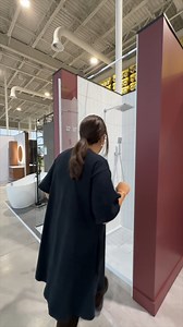 🚿 DOUCHE COMPLÈTE À PARTIR DE 489 $ 💦 Modernisez votre salle de bain avec notre collection de douches complètes, alliant style, qualité et durabilité ✨ ✔️ Ensemble complet base vitres dès 489 $ ✔️ Acier inoxydable 304 ✔️ Verre trempé 8 mm ✔️ Base en acrylique renforcée de fibre de verre ✔️ Finitions disponibles : noir mat ou chrome Disponible chez L’Entrepôt de la Réno en magasin et en ligne. 📍 Québec : 9030 rue John-Simons, Suite 100, Quebec, G2B 0S9 📍 Trois-Rivières : 3790 Boul Gene-H.-Kru