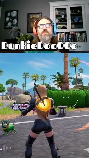 Is it just me? Magik's Pickaxe and Back Bling in Fortnite | #dunkiedooooo on #Twitch