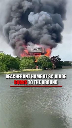 ENGULFED IN FLAMES: Dramatic video captures a South Carolina judge’s home consumed by a massive blaze, sending thick plumes of black smoke into the sky as sirens echo in the background. Three people have reportedly been hospitalized. | Fox News
