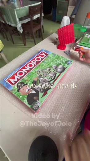 Unboxing the classic Monopoly Game. #monopoly #monopolygame #kidstoys #birthdaygiftideas #boardgames #casino #cluedo #familygames #unboxing #partygames #affordabletoys #artsandcrafts