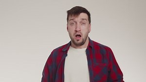 Man Grabs Head Both Hands Screams Stock Footage Video (100% Royalty-free) 1088646867 | Shutterstock