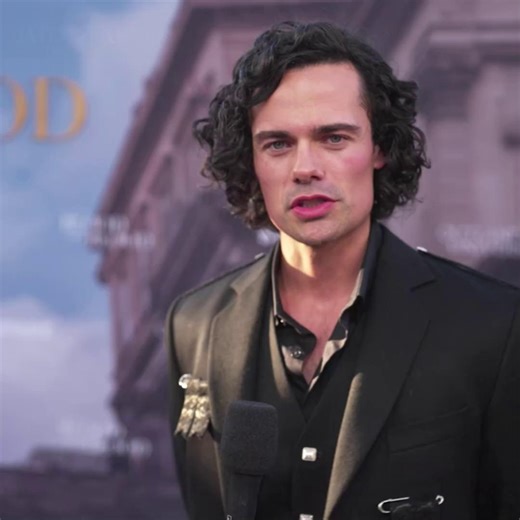 50K views · 1.1K reactions |  Outlander Blood of My Blood's Jamie Roy makes surprising Sam Heughan admission  | Scottish Daily Express | Facebook
