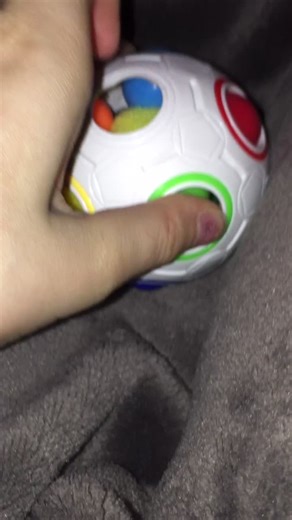 Fidget toys 12 (@fidgetfidgettoys2)’s videos with original sound - Fidget toys 12