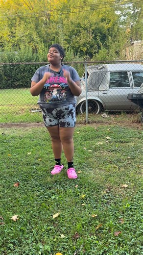 1.5K views · 14K reactions | If you phat and you know it clap your hands #viralvideoシ #fypシ #highlights #noworries #louisvilleky | Noworries Gentry | Facebook