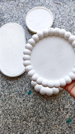 making trinket trays #youtubeshorts #diy #concrete #cement #trinketdish #trinkettray #trinkets