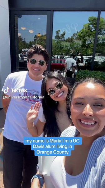 Next stop on our tour of cool things to do at UC campuses, @UC Irvine Aldrich Park! 🌳💛💙 Check out our bio for more fun things to do this summer at UC! #summer #california #universityofcalifornia #visitcalifornia #picnic