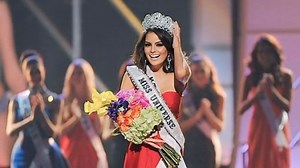 320K views · 14K reactions | Happy Birthday! Miss Universe 2010, Ximena Navarrete. #missuniverse #missuniverso | Miss Universe Moments | Facebook