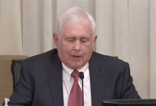🚨WTF? Minnesota allowed a millionaire to use an EBT card to buy STEAK AND LOBSTER:"I have purchased lobster and filet mignon on my EBT card.""It's a case of FRAUD by DESIGN!"