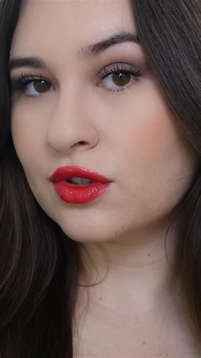 Michelle Cacheux on Instagram: "Morticia makeup tutorial #halloween #wednesdayaddams #halloweencostume #morticia"