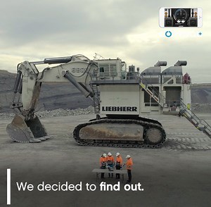 【不可能任務】用Technic零件控制800噸挖土機⁉ 乜嘢話😱？淨係用LEGO®Technic零件同手機App都可以推得郁足足 #800噸 嘅挖土機？！ 冇錯！😎 經過研究人員日日夜夜嘅測試，我哋用咗LEGO®Technic零件「砌」出 #精密、 #可動性極高 嘅機械手臂同腳🔧，安裝喺Liebherr R9800各部位同控制系統……引擎啟動🎉得咗！ 透過CONTROL 手機App遙距操控「巨無霸」，將高科技融入玩具，LEGO®Technic果然係名副其實嘅 #BuildForReal！ ---------------- 你都可以創造更多「不可能」👍🏻 立即下載並且進入手機App 📱「CONTROL 」嘅控制介面⚙，就可以指揮LEGO®Technic 42100 Liebherr R 9800 Excavator挖掘、「觸控」機械臂，做出一連串動作指令！App裡面仲有破關模式，內置唔同難度嘅任務，等你逐一擊破！ #巨無霸 #挖土機 #Liebherr #Technic #LEGOHK | LEGO