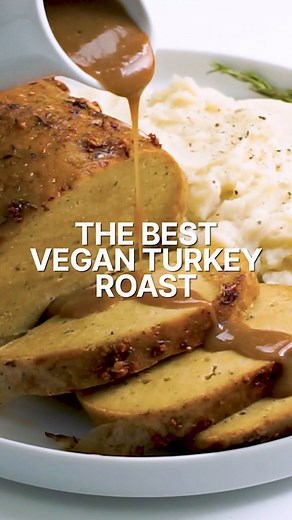 Learn how to make this amazing roasted vegan turkey for Thanksgiving or the holidays with step-by-step photos and instructions. You and your family will be AMAZED at how delicious this is! This vegan turkey makes the perfect centerpiece for a delicious holiday meal. It's surprisingly easy to make, and most of it can be made ahead of time, so it's a great stress-free option. 🧑‍🍳 RECIPE: https://itdoesnttastelikechicken.com/best-vegan-turkey-roast-perfect-for-thanksgiving/ ⁠ 🤯 Get a FREE eCookb