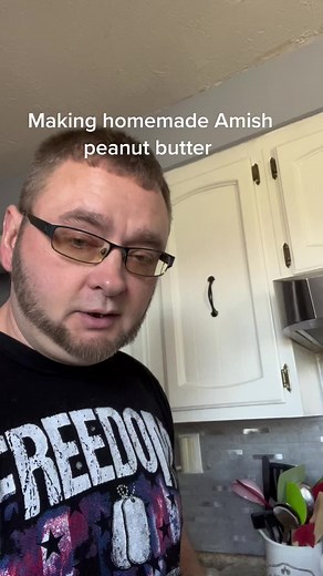 This is how you make homemade Amish peanut butter. After each church service, the Amish would eat this peanut butter along with pickles and red beets