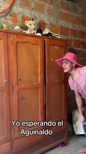 Esperando el Aguinaldo: Humor Paraguayo