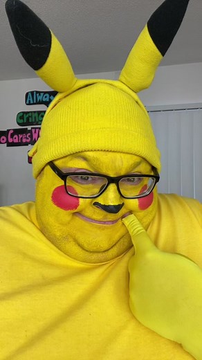 Cute Pikachu Dance | Cosplay Outfit | Cringy Dance Moves & Meme