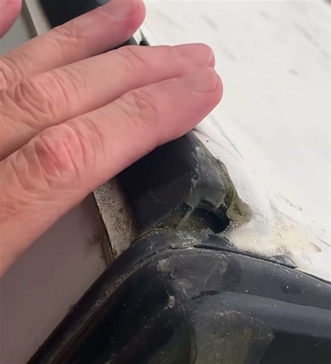 RV consumer shares RV molding peeling off and I found the problem #rvrepair #maintenance #diy