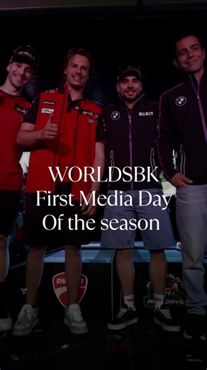 🌍🔥 𝐖𝐨𝐫𝐥𝐝𝐒𝐁𝐊 – 𝐓𝐡𝐞 𝐟𝐢𝐫𝐬𝐭 𝐦𝐚𝐣𝐨𝐫 𝐦𝐞𝐝𝐢𝐚 𝐞𝐯𝐞𝐧𝐭 𝐨𝐟 𝐭𝐡𝐞 𝐬𝐞𝐚𝐬𝐨𝐧, 𝐬𝐭𝐫𝐚𝐢𝐠𝐡𝐭 𝐟𝐫𝐨𝐦 𝐀𝐮𝐬𝐭𝐫𝐚𝐥𝐢𝐚. We’re proud that for this key moment, the 𝐖𝐨𝐫𝐥𝐝𝐒𝐁𝐊 organization 𝐜𝐡𝐨𝐬𝐞 𝐭𝐰𝐨 𝐌𝐨𝐭𝐨 𝐓𝐫𝐚𝐢𝐧𝐞𝐫 𝐬𝐢𝐦𝐮𝐥𝐚𝐭𝐨𝐫𝐬 to deliver pure racing adrenaline. Top riders like 𝐃𝐚𝐧𝐢𝐥𝐨 𝐏𝐞𝐭𝐫𝐮𝐜𝐜𝐢, 𝐍𝐢𝐜𝐨𝐥𝐨̀ 𝐁𝐮𝐥𝐞𝐠𝐚, 𝐌𝐢𝐠𝐮𝐞𝐥 𝐎𝐥𝐢𝐯𝐞𝐢𝐫𝐚, and others went head-to-head on 𝐃𝐮𝐜𝐚𝐭𝐢 and 𝐁𝐌𝐖, pushing hard and hav