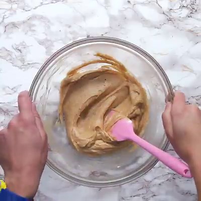 58M views · 311K reactions | These easy chocolate cups are like magic!  Shop the muffin tin HERE: https://bzfd.it/2I64Ieq - We may make some $$ if you buy! FULL RECIPE: https://tasty.co/recipe/easy-ice-cube-chocolate-cups | Tasty | Facebook