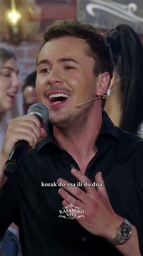 Dobro poznata pjesma od koje cijela kafana mora da poludi 🔥