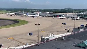 ✈️TRAVEL ALERT✈️ BNA anticipates a busier-than-normal day on Sunday. Please plan to arrive in the terminal *at least* 2 hours before your scheduled flight! Give yourself plenty of time to park, check in and get through the security checkpoint. Especially busy times at the security checkpoint are anticipated for: —4-5 a.m. —6-7 a.m. —9-10 a.m. —4-6 p.m. BNA Quick Links: ✈️ Check Flight Status: bit.ly/2kvK22g 🚗 Parking Availability Updates: bit.ly/2SxaXwY 🚌 Parking Shuttle Tracker: bit.ly/2XJ0u0
