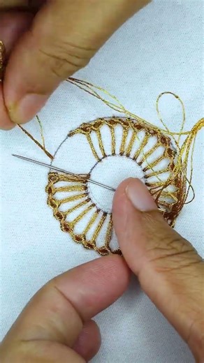 💥Circle hand embroidery tutorial🪡🧵#love #diy #handmade #viral #reels #reelsviralシ #trending