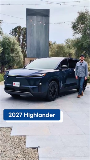 CarGurus on Instagram: "The brand new 2027 Toyota Highlander. A new player in the game? 🚗 #carreview #toyota #toyotahighlander #highlander"