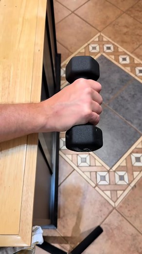 81K views · 559 reactions | Some good movements to build up strength to the extensors of the wrist, which attach to the outer elbow, which is where tennis elbow arises. Tendon issues, such as that requires a step wise buildup of strength to help tendon repair. #tenniselbow | Bannockburn Chiropractic & Physical Therapy | Facebook