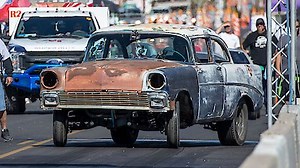 Watch Roadkill Garage Season 5 Episode 51 - Body Swap, Street Dragging '56 Chevy!