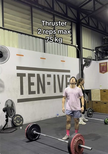 Thruster 2 reps max 75kg #gymtok #crossfit #thruster #