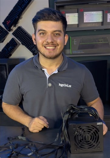 ⚡🖥️ El rendimiento de tu PC depende de algo que no ves… pero lo cambia todo. La Gigabyte P650G está diseñada para ofrecer: ⚡ 650W reales de potencia estable 🔥 80 Plus Gold: mayor eficiencia, menor consumo 🤫 Ventilador silencioso con control inteligente 🧩 Cables planos para mejor organización 🛡️ Protecciones completas para tu equipo Ideal para setups gaming y PCs de alto rendimiento. 💥 Más estabilidad 💥 Más eficiencia 💥 Más seguridad Porque tu equipo merece una base sólida. Encuentra esta