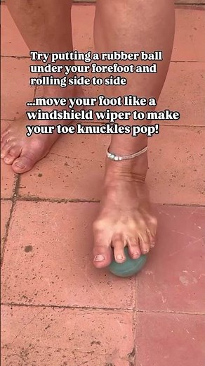 3 easy ways to unsquash your toes that you can do right now!