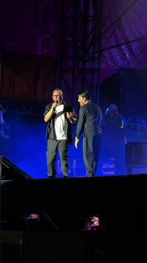 Gigi d’Alessio e Sal Da Vinci cantano Rossetto e Caffè