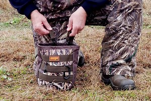 7K views · 56 reactions | Whether you're in the blind, timber or at the range, our ((NEW)) Shell Pouch will keep your shells accessible. The flexible wire top keeps the bag wide open but easily stays shut when you want it to. https://www.mojooutdoors.com/hunting-bags/mojo-shell-pouch | Mojo TV | Facebook