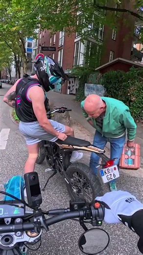 Warum macht er das