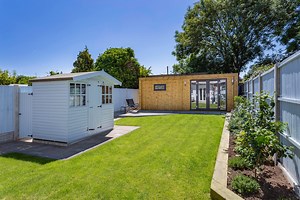 Summer House Ideas | The Top 7 | Green Retreats