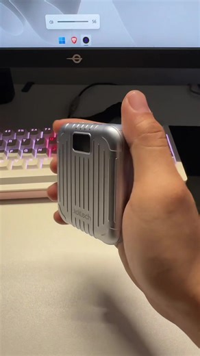 oh my goodness i like this powerbank so much! jiditech jp-10 (it looks like a suitcase) #tech #techtok