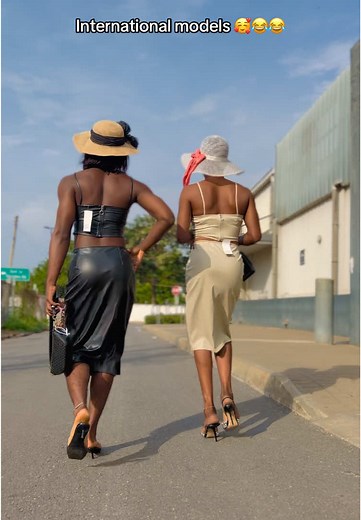 Rate us 😂😂😂#nurseoye costume from 🥰@dorisboatenmaa