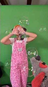 🫧 Interview with ‪@MeganMakesBubbles‬! #bubbles #bubbleologist 🫧