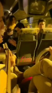 133K views · 3K reactions | Parar el autobús que me subo.... | Flamenco flm | Facebook